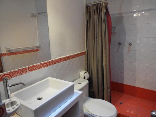 Picaflor Tambo Guest House image 23